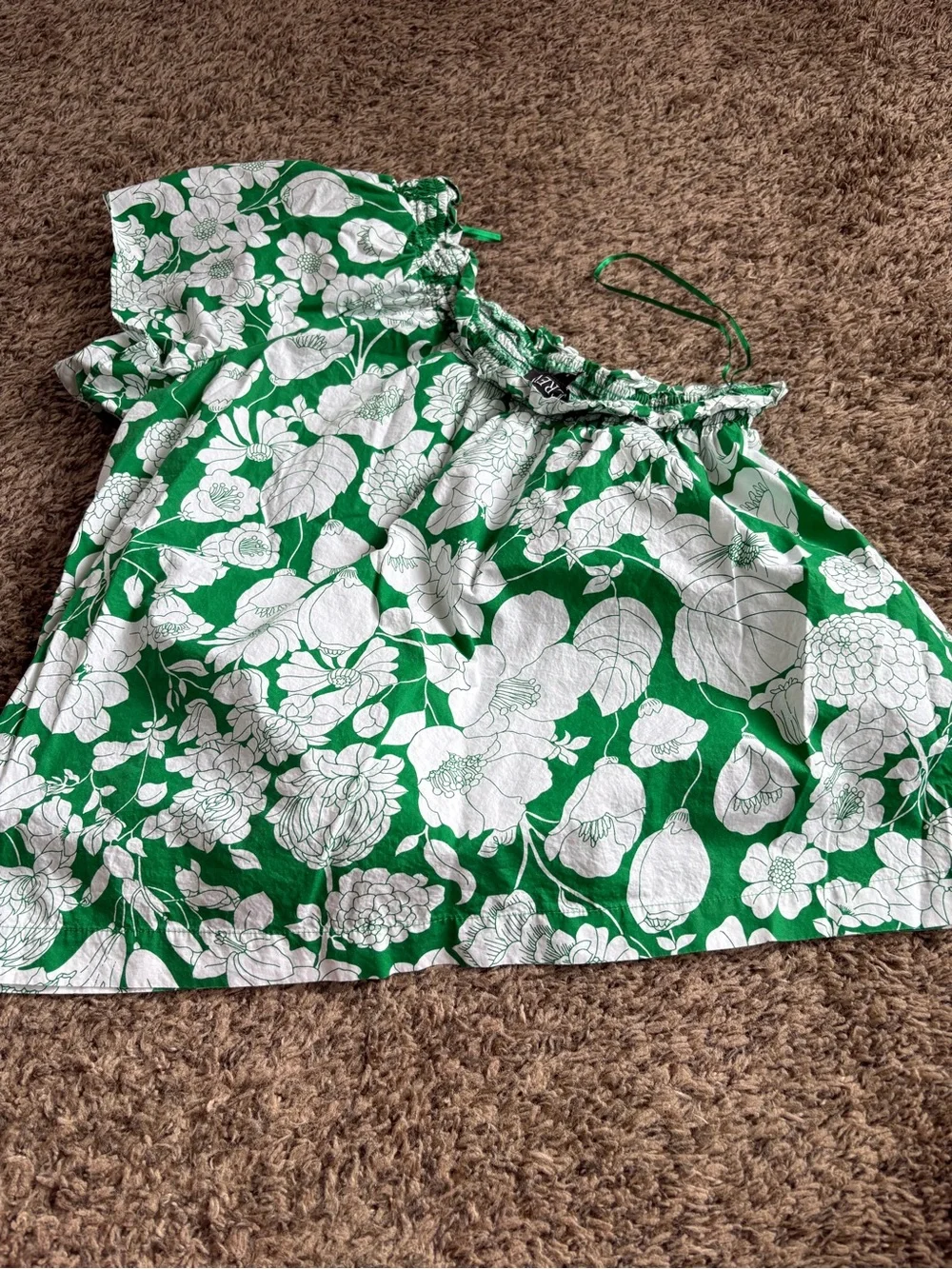 J.CREW‎ Smocked one-shoulder top in Kelly floral Blouse S